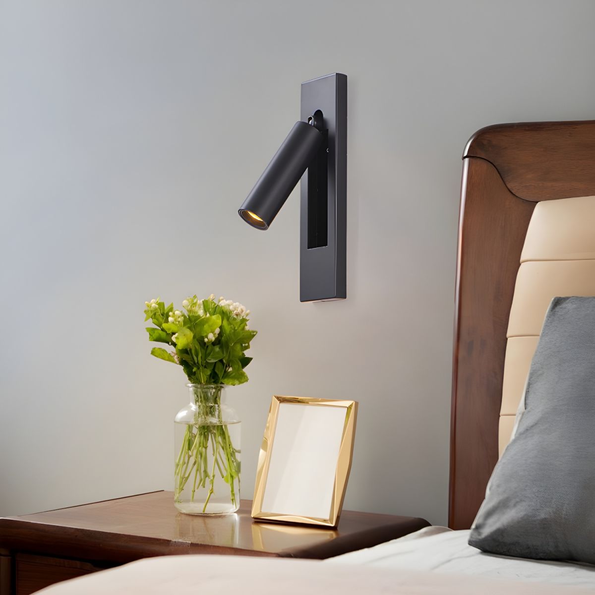 Modern Adjustable Wall Reading Light – Black LED Bedside Spotlight