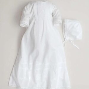 Alternative view of Nimes Taufkleid