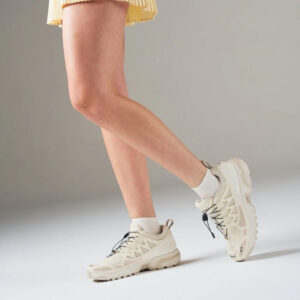 Alternative view of Elite Light Cushion Quarter