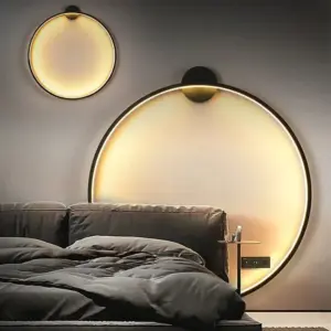 Minimalist LED Circle Wall Light – Modern Statement Lighting