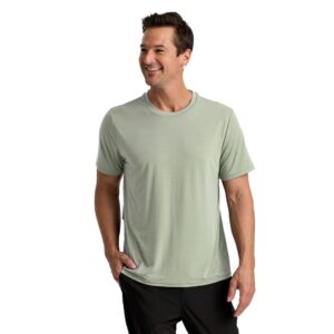 Men's Elevate Lightweight Tee