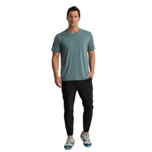 Men's Elevate Lightweight Tee